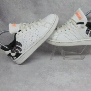 adidas Women's Neo Advantage Size 6 EH1112 White/Black
